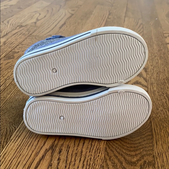 OshKosh Glitter High-top Sneakers, Toddler Size 6 - Picture 4 of 4